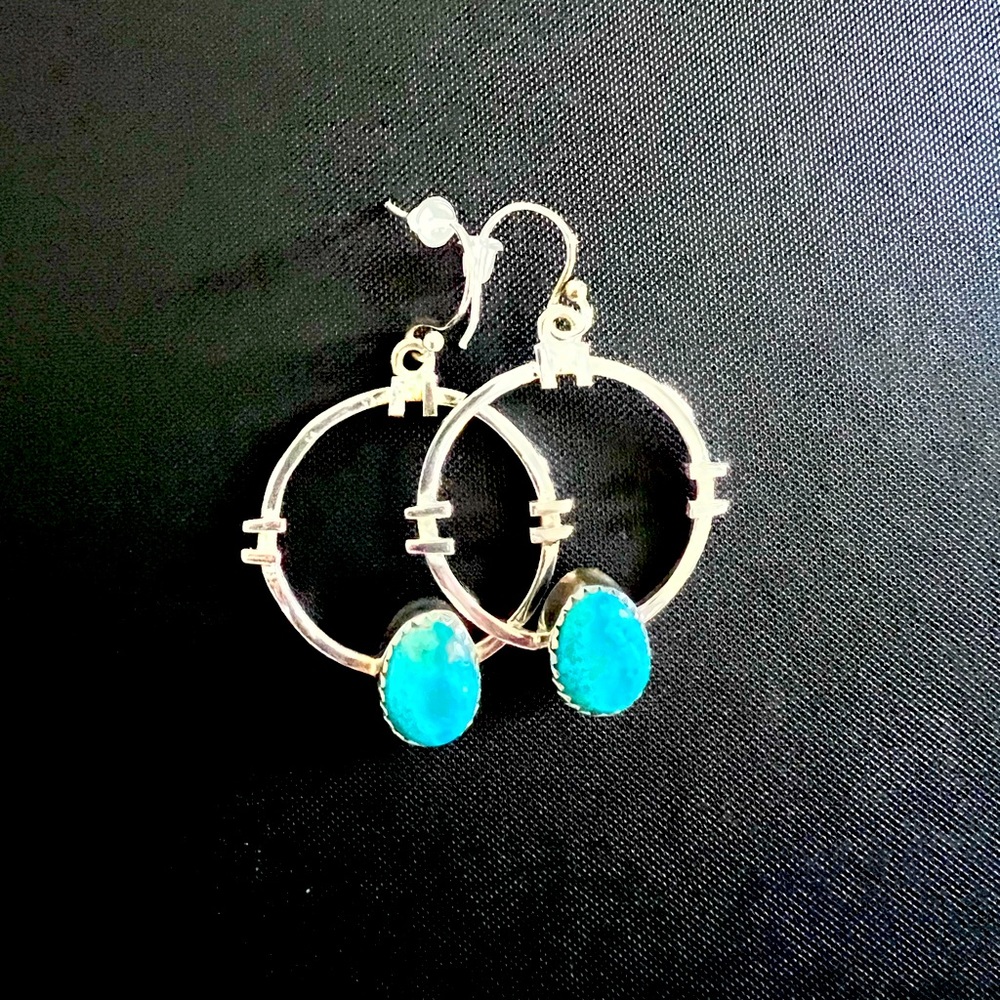 Ladies earrings.